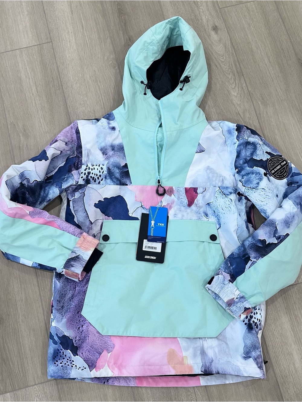 NWT GSOU SNOW women’s pullover winter ski jacket w hood small green multicolor